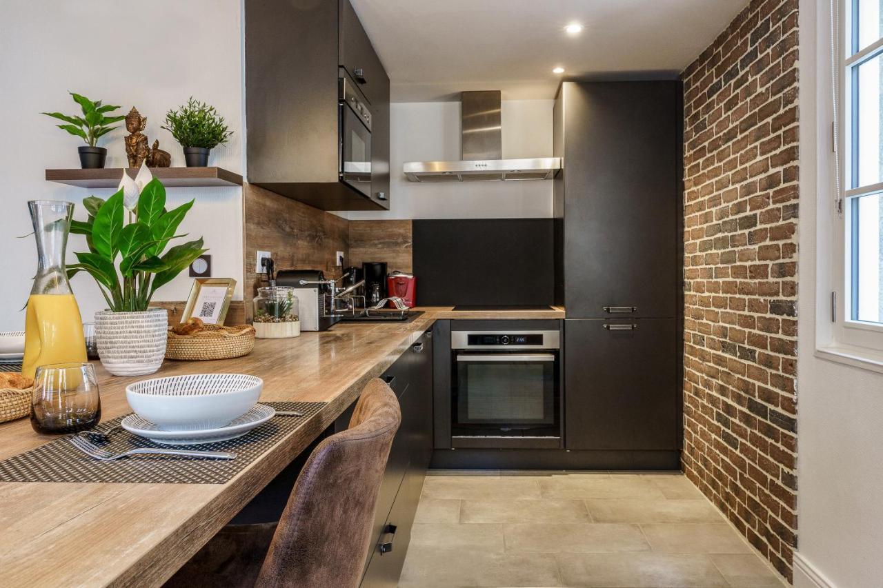 Le Baleschoux - Parking - Prestiplace Collection *