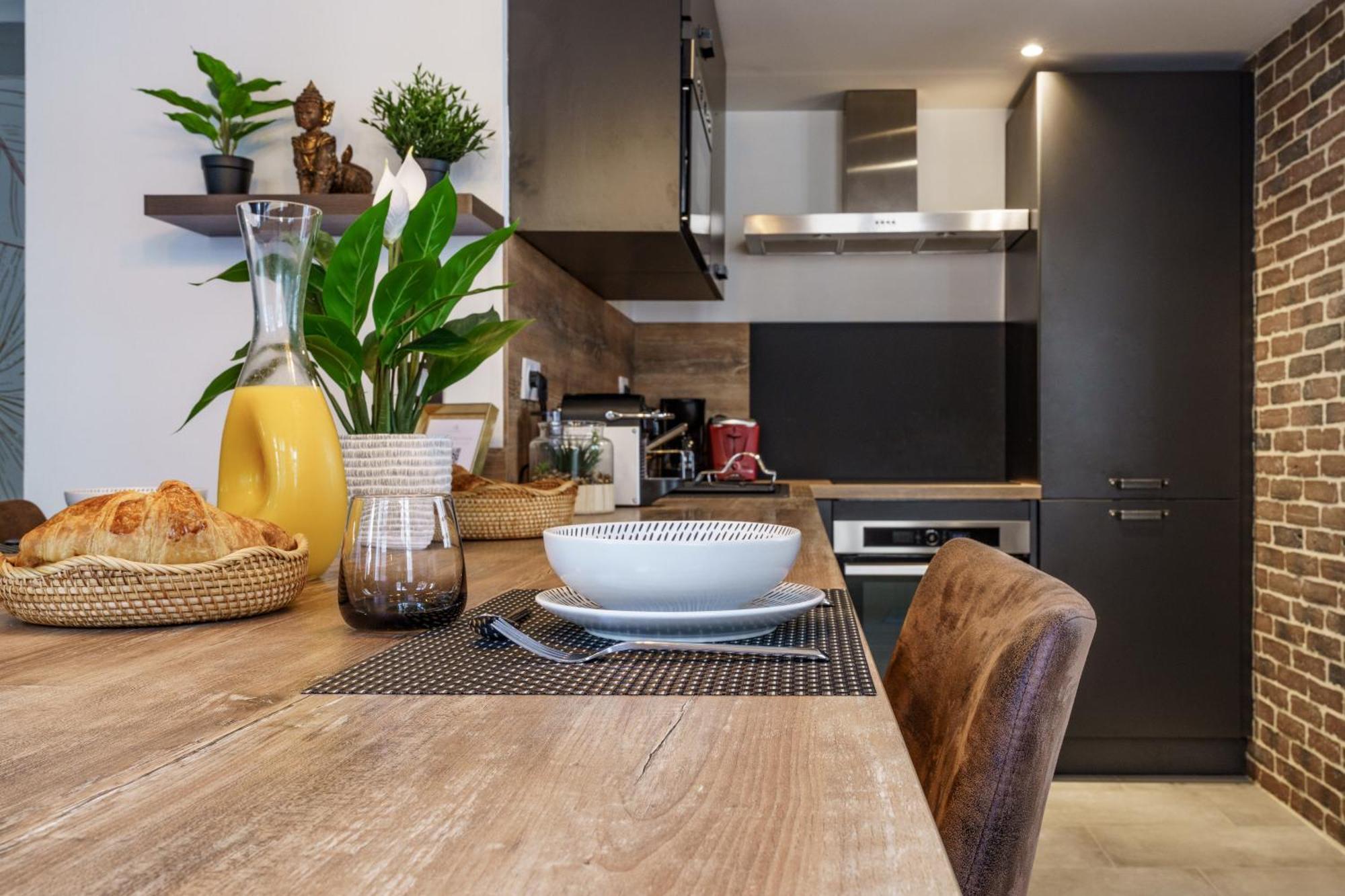 Le Baleschoux - Parking - Prestiplace Collection